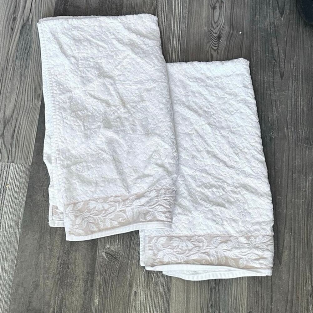 pretty in the city by bianca matching bath towels